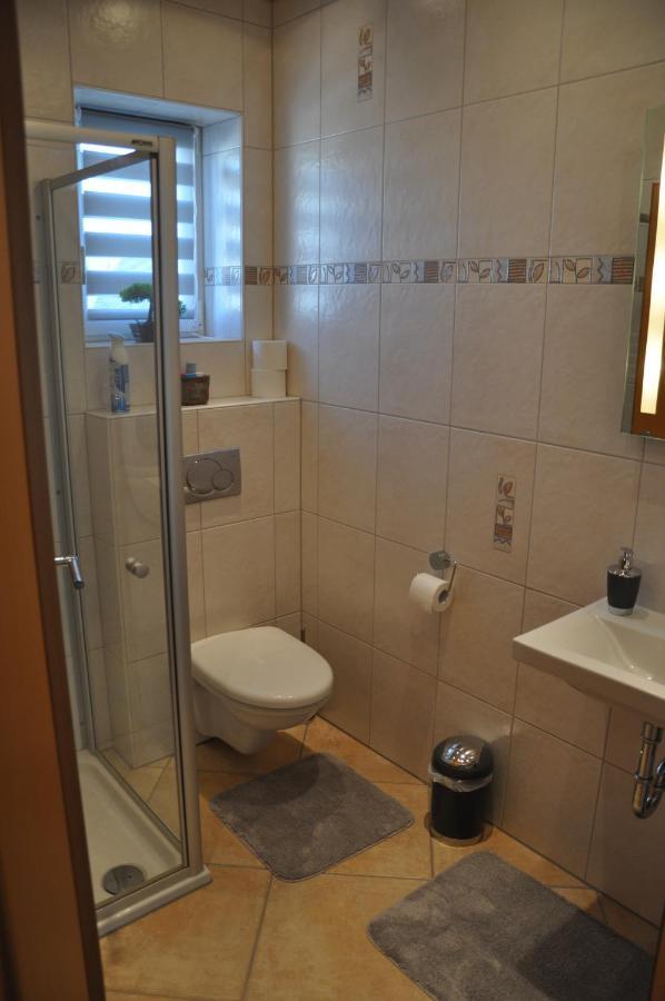 Schnurs Ferienwohnung Romerberg Dış mekan fotoğraf